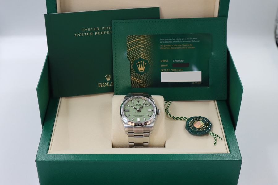 Rolex Oyster Perpetual 126000
